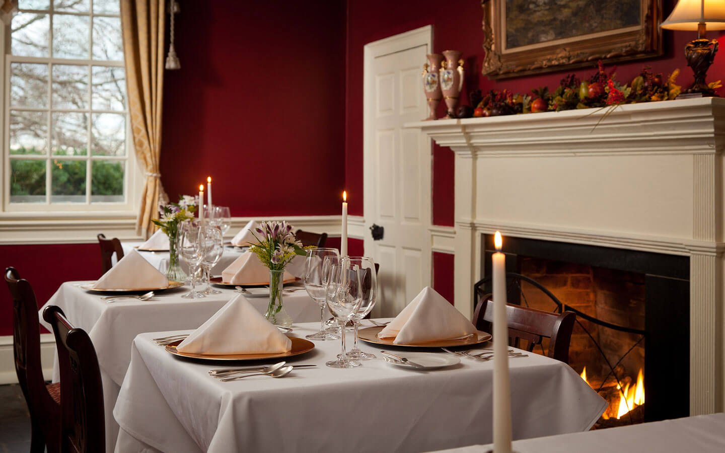 Casual dining in a historic manor house